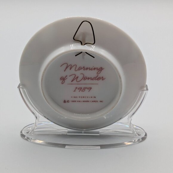 Hallmark Keepsake Morning of Wonder 1989 Miniature Porcelain Plate 3rd in Series - Picture 5 of 11